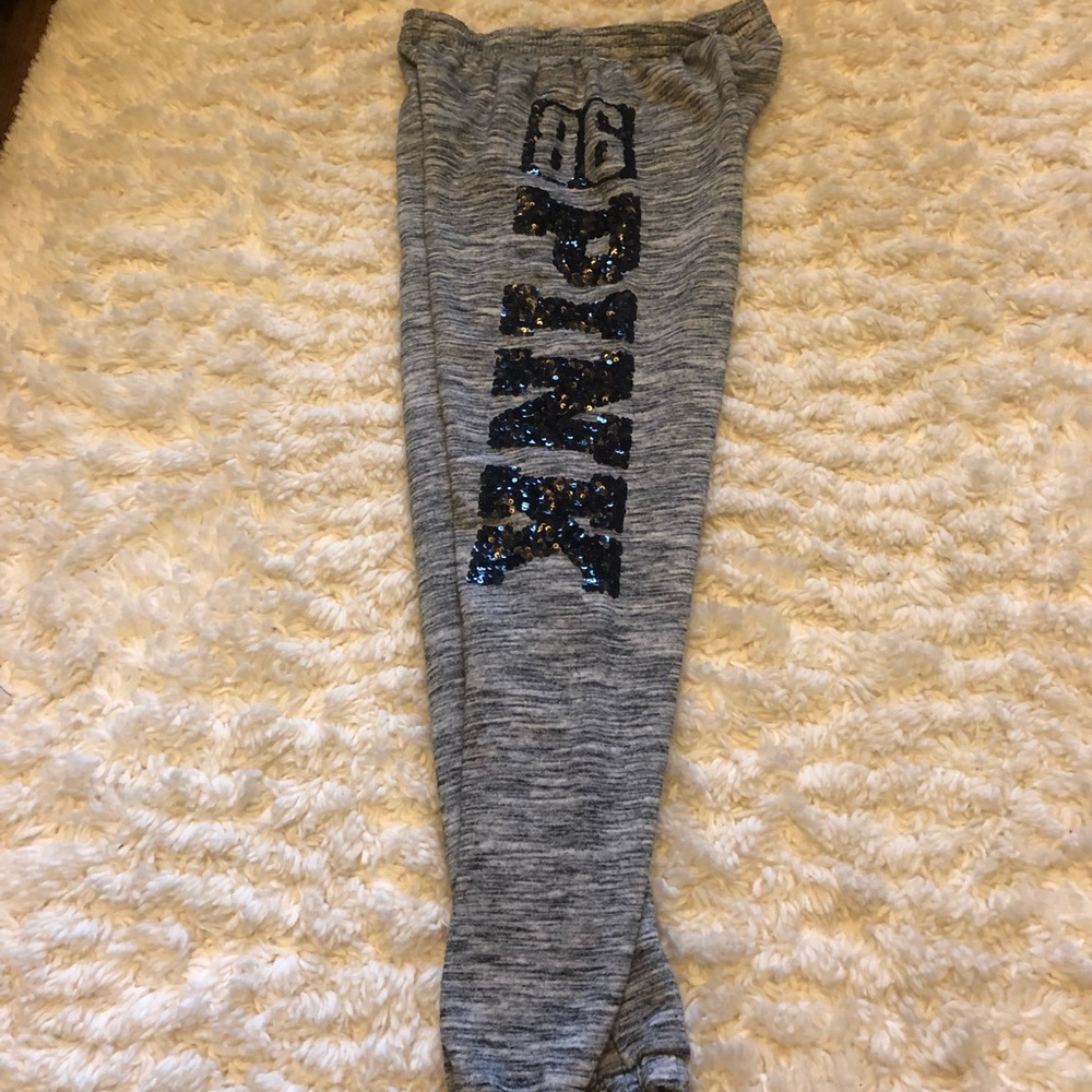 Vs Pink Crop pants